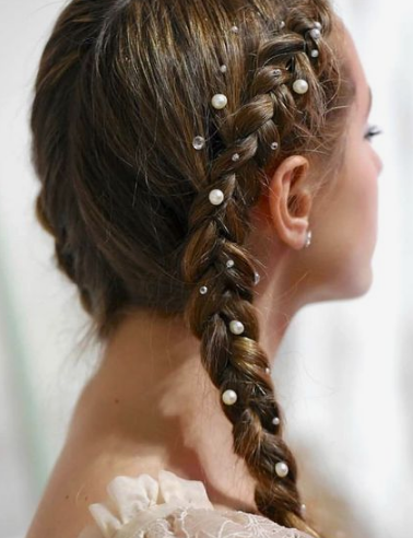 pearls in hair